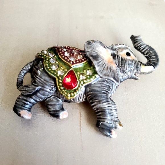 VTG Enamel Elephant Brooch w/ Tusk Trunk Up Embellished & Detailed Silver Tone - Picture 2 of 5